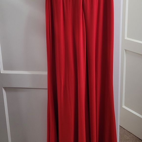 Red and silver sequin gown - Picture 5 of 5